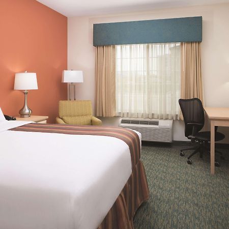 La Quinta By Wyndham Grand Forks Hotel Exterior foto