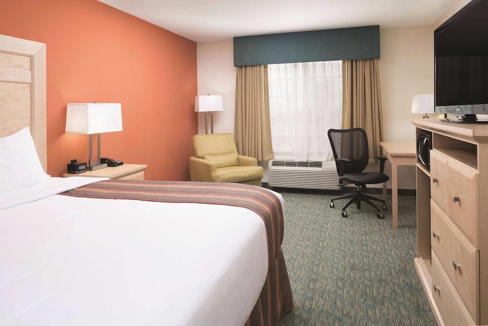 La Quinta By Wyndham Grand Forks Hotel Exterior foto